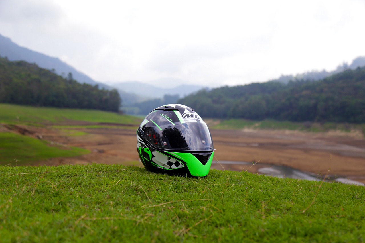 Do Motorcycle Helmet Safety Ratings Expire